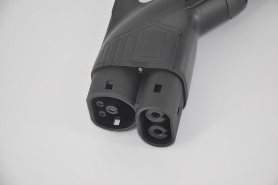 ซื้อ EV DC TPU 125A CCS Combo Charger ปลั๊ก GBT พร้อมความยาวที่กำหนดเอง การผลิตออนไลน์